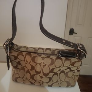 Cute Coach shoulder bag